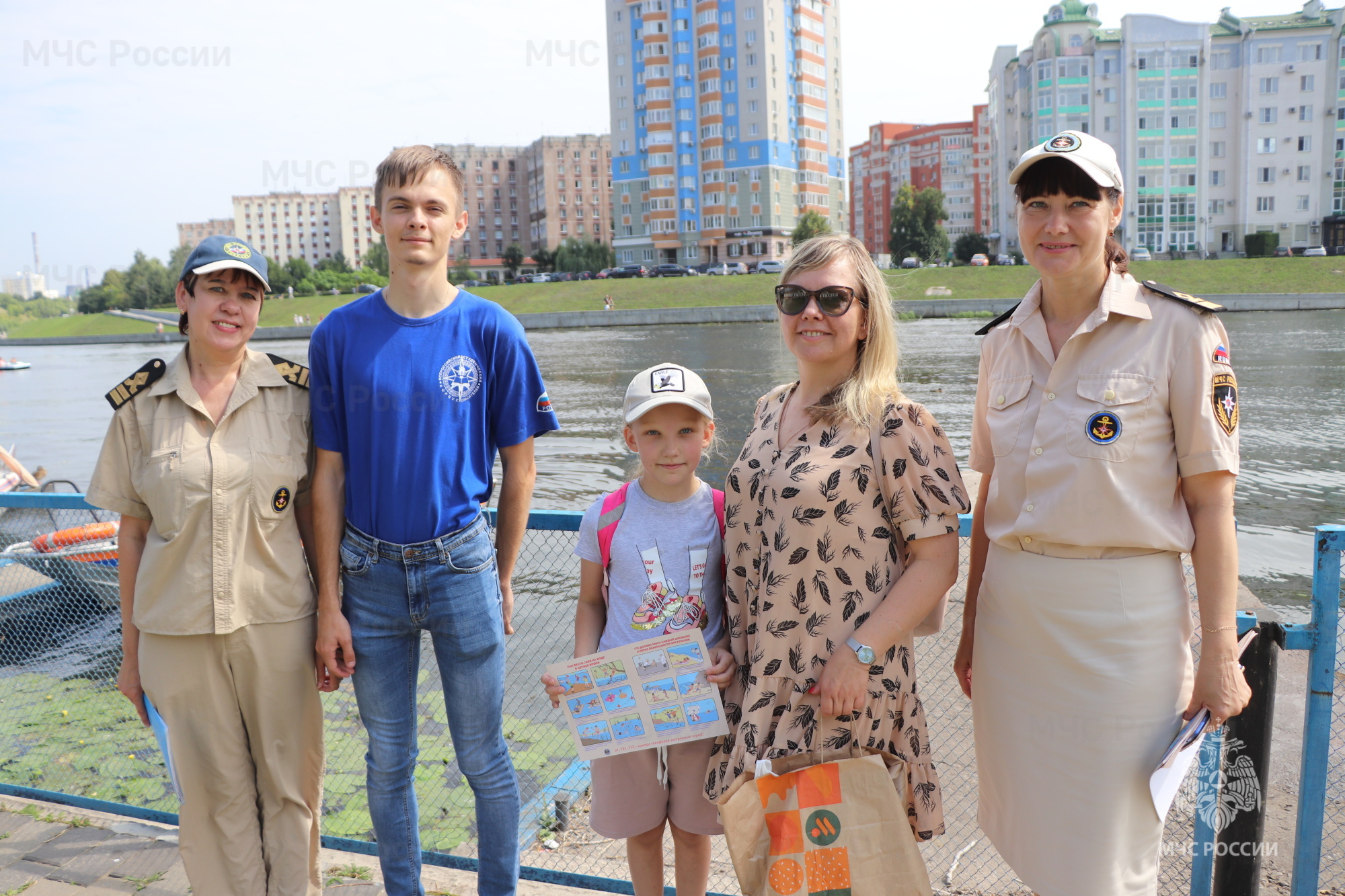 Водный патруль на страже безопасности: в День города в Орле усилены меры по  недопущению происшествий на водоёмах - Новости - Главное управление МЧС  России по Орловской области