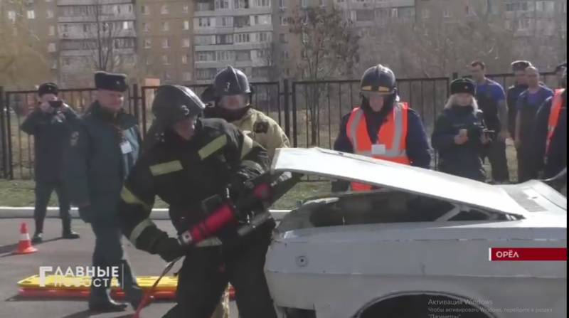 Сюжет телеканала "Первый областной"  "Минуты - на спасение! Орловские пожарные участвуют в многоборье"